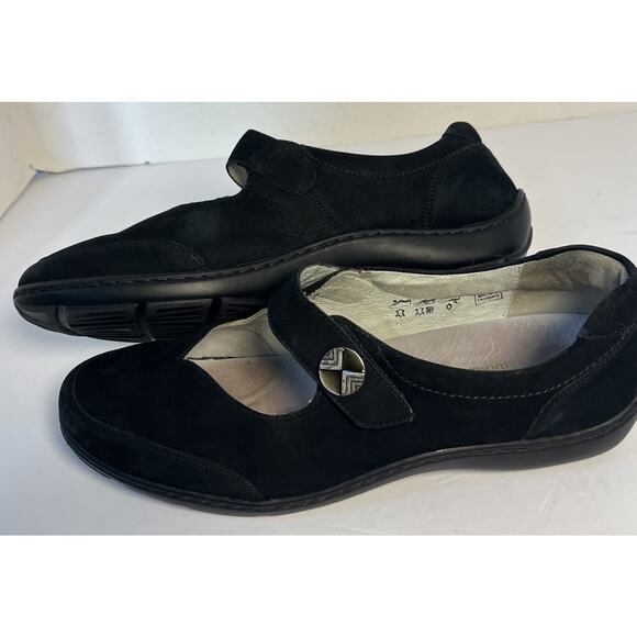 waldlaufer womens Black Suede Mary Jane Flats Size US 9.5 - Picture 9 of 9